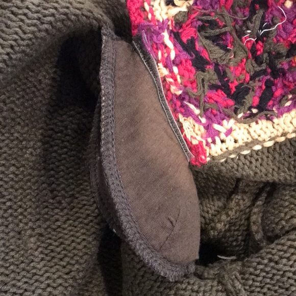 Vintage grannycore fall winter button embroidery sweater - Picture 5 of 6